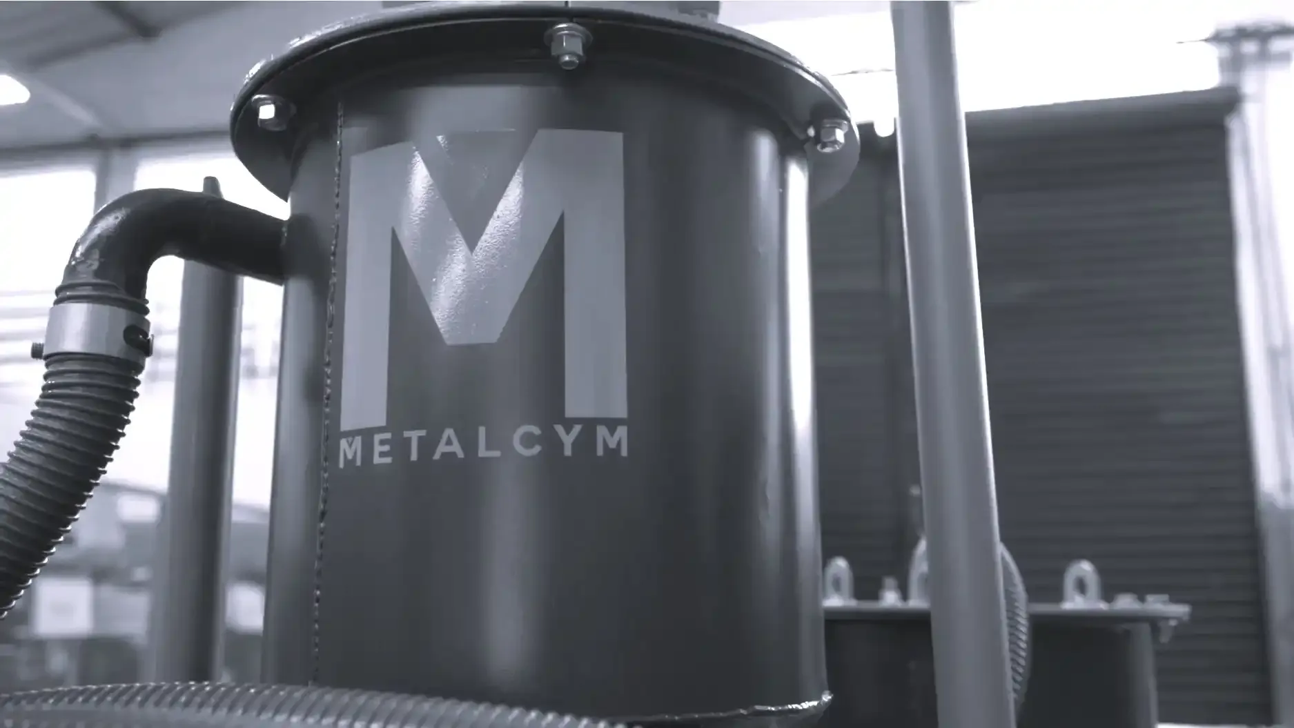 CYMVAC 1.0 abrasive vacuum purifier