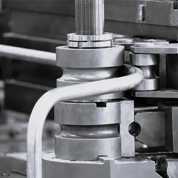 How to specify a tube bending machine
