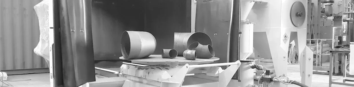 Industrial suction
blast cabinet