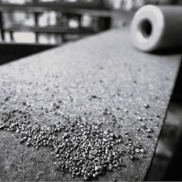 Steel shot vs. silica sand