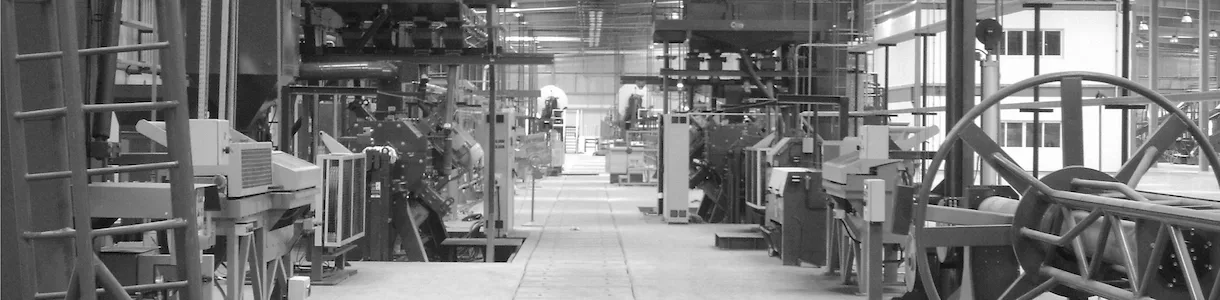Blast wheel machine
for bars and wire,
continuous pass-through