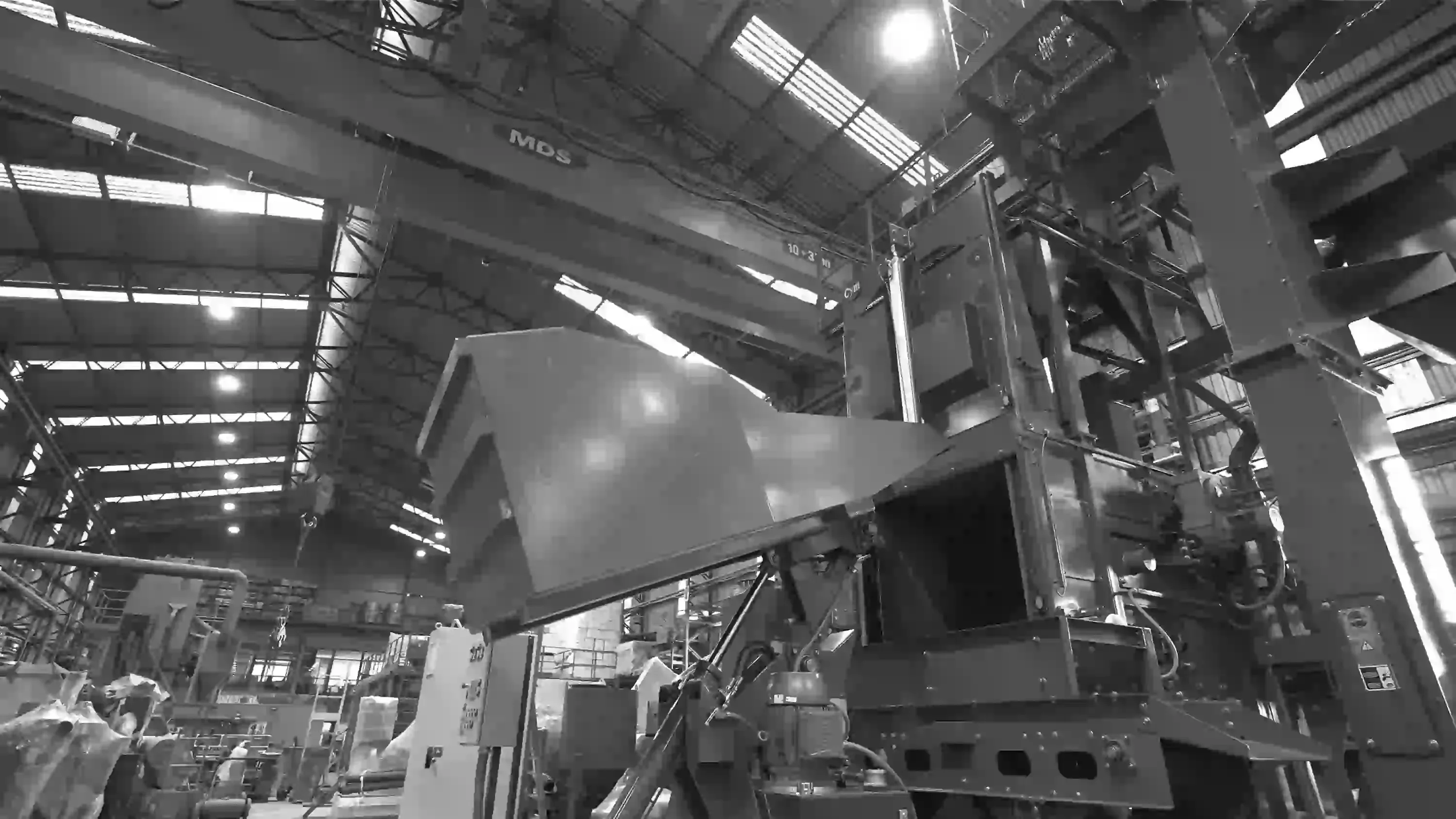 Tumblast shot blast machine LT240G — 650 kg capacity