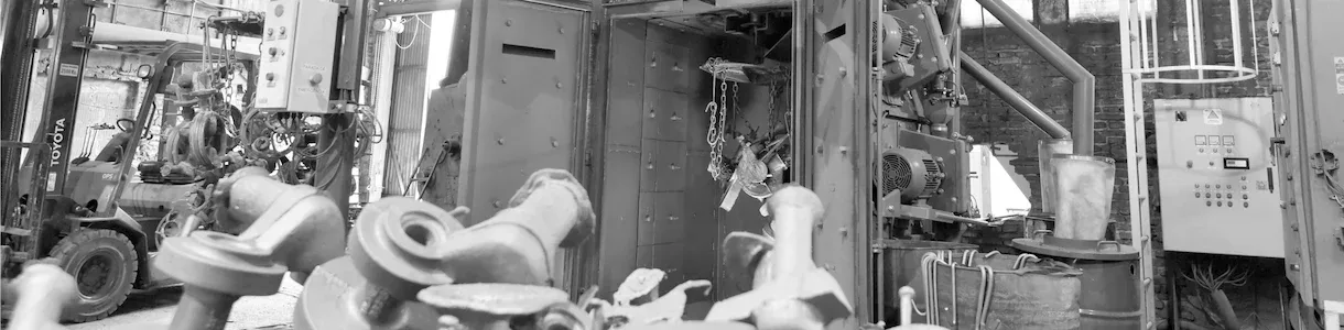 Mobile hook
shot blast machine