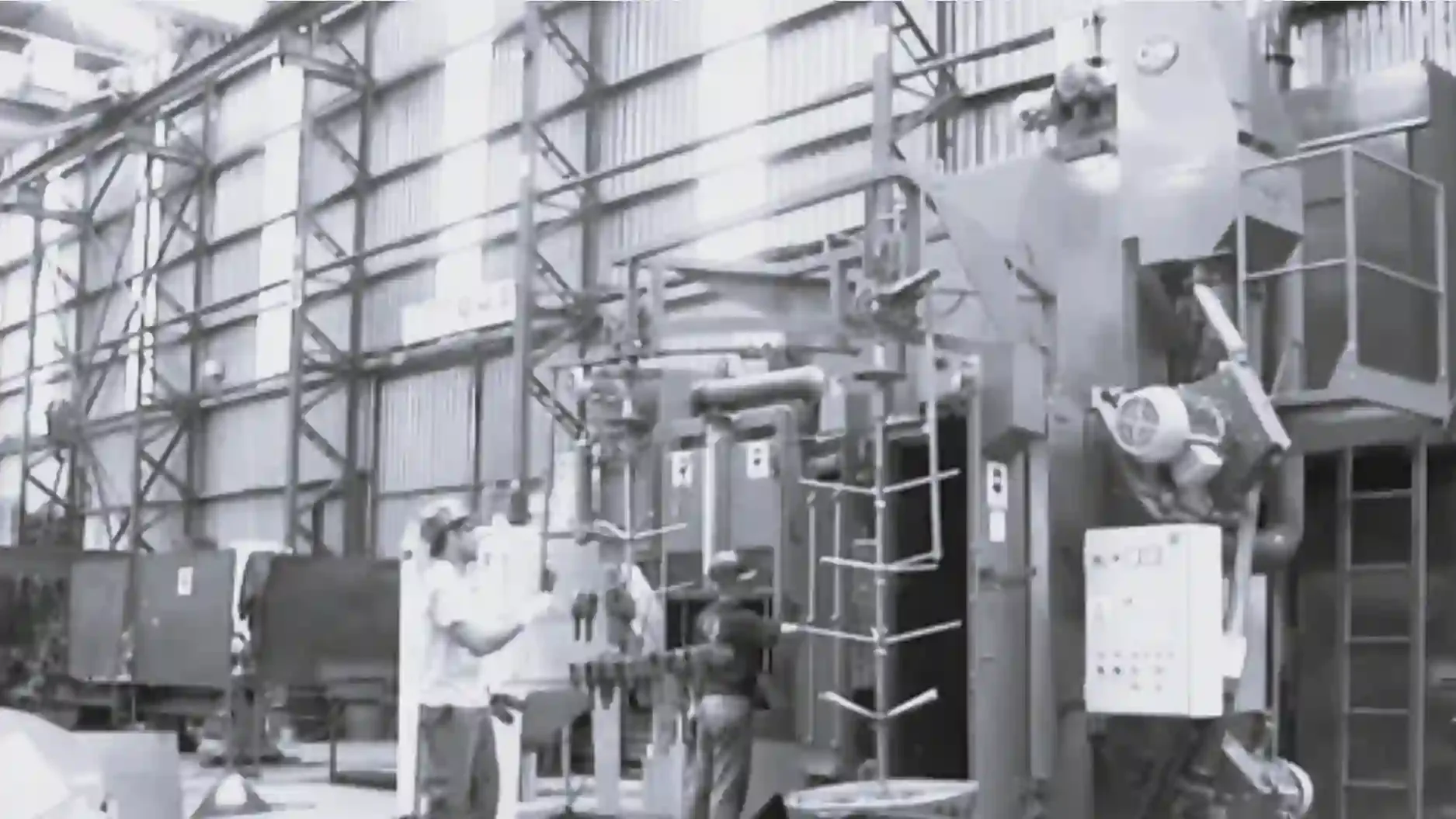 Spinner hanger shot blasting machine