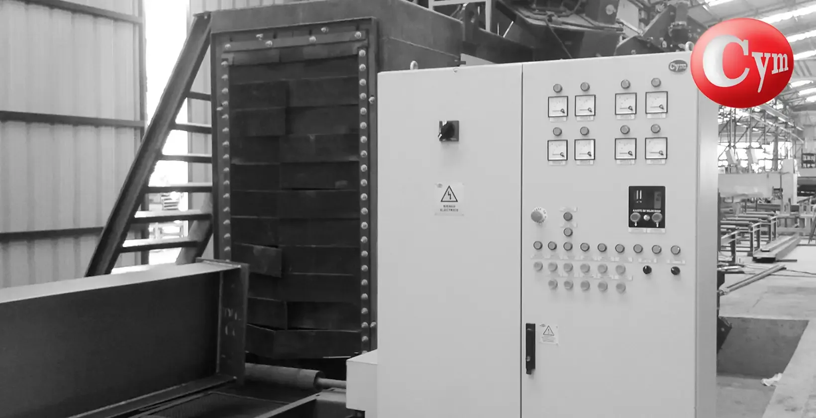 CYM EST-ROD 8x17 – 31" × 67" (800 × 1,700 mm) – centralized control panel for blast wheels, conveyor and abrasive recovery systems