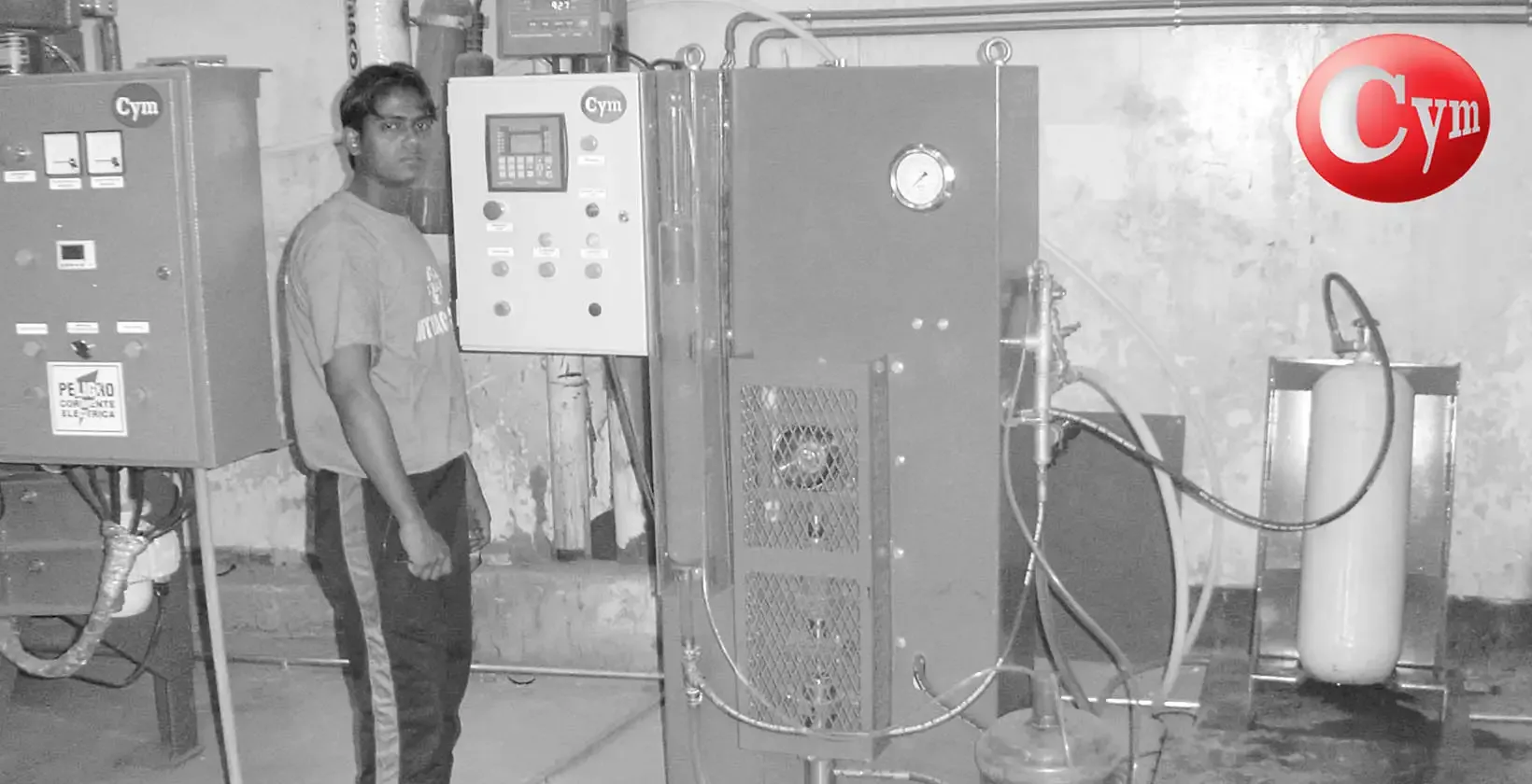 Equipo prueba hidráulica expansión volumétrica cilindros GNC GNV CNG CYM Materiales Intraco CNG Bangladesh 350 kg/cm²