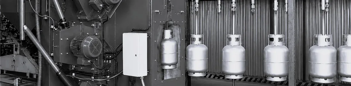 Continuous LPG/CNG
cylinder blast machine